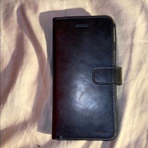 black iphone wallet